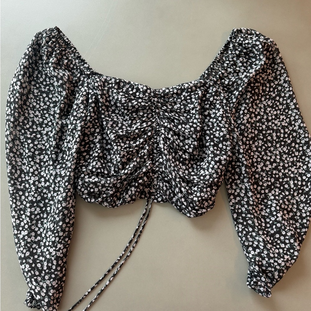 Zara floral long sleeve crop